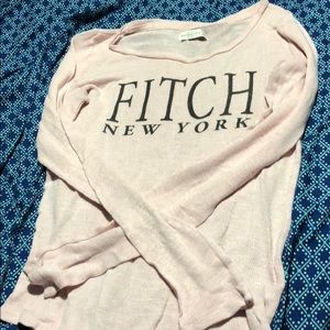 ABERCROMBIE AND FITCH LIGHT SWEATER